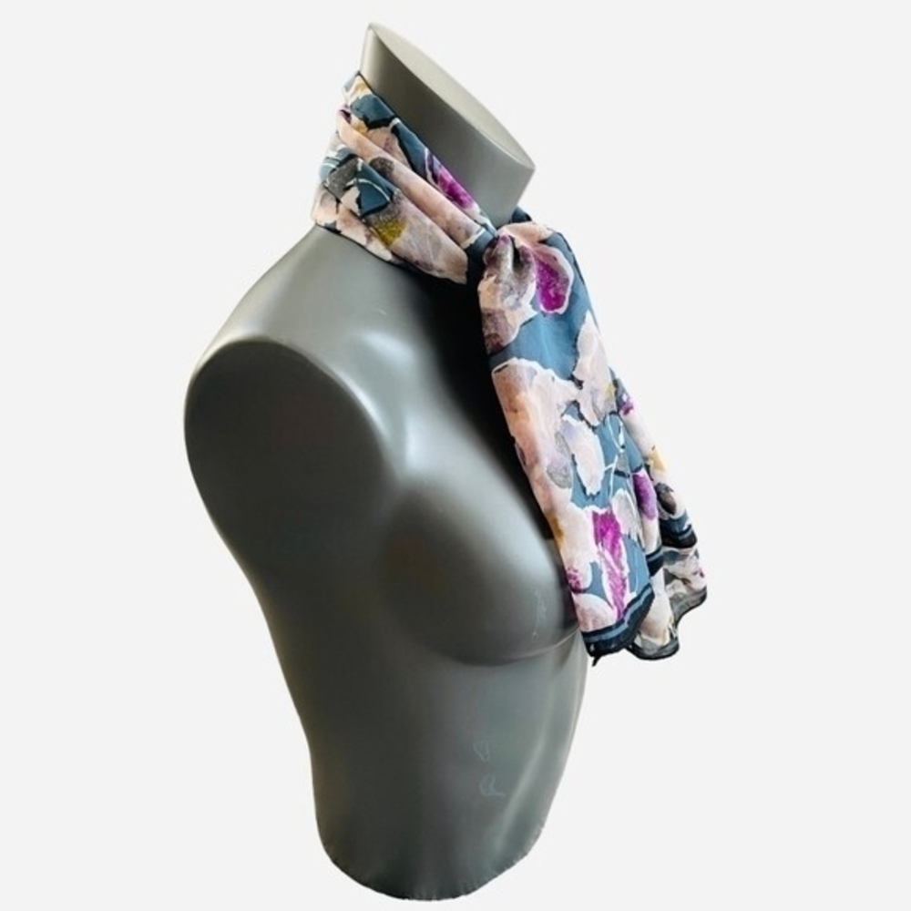 A New Day Gray Purple Floral Chiffon Scarf 40x40 Multicolor Neckerchief Square - Picture 3 of 3